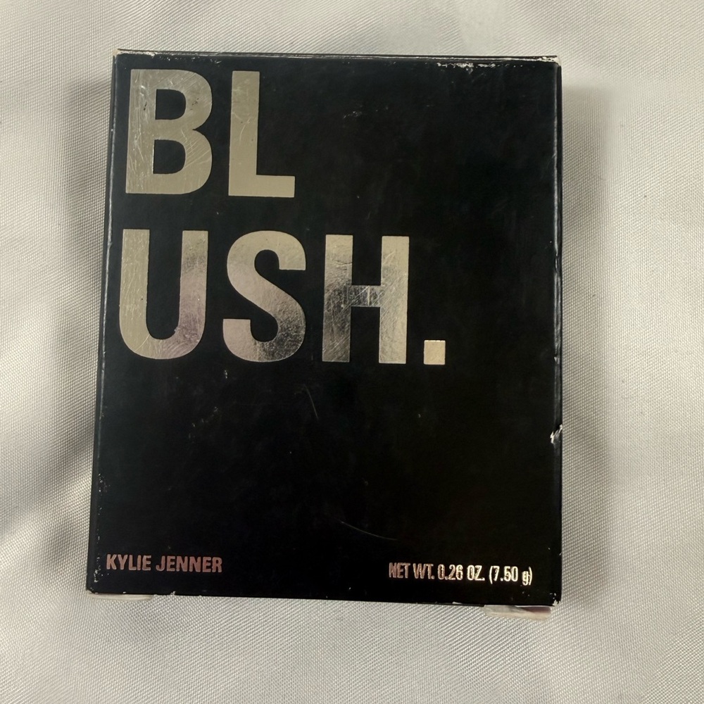 NEW Kylie Jenner Blush Baddie‎ On The Block Pressed Powder